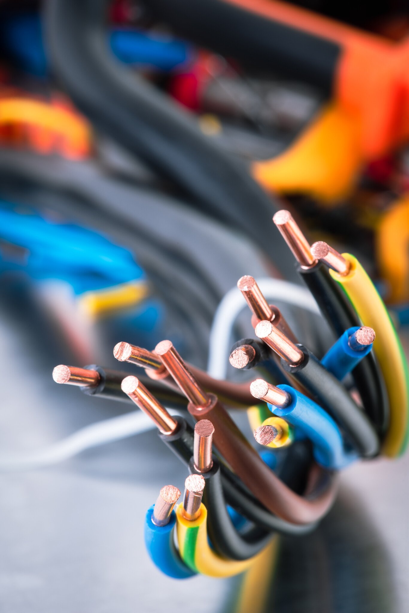 Stripped copper wire used in electrical installation
